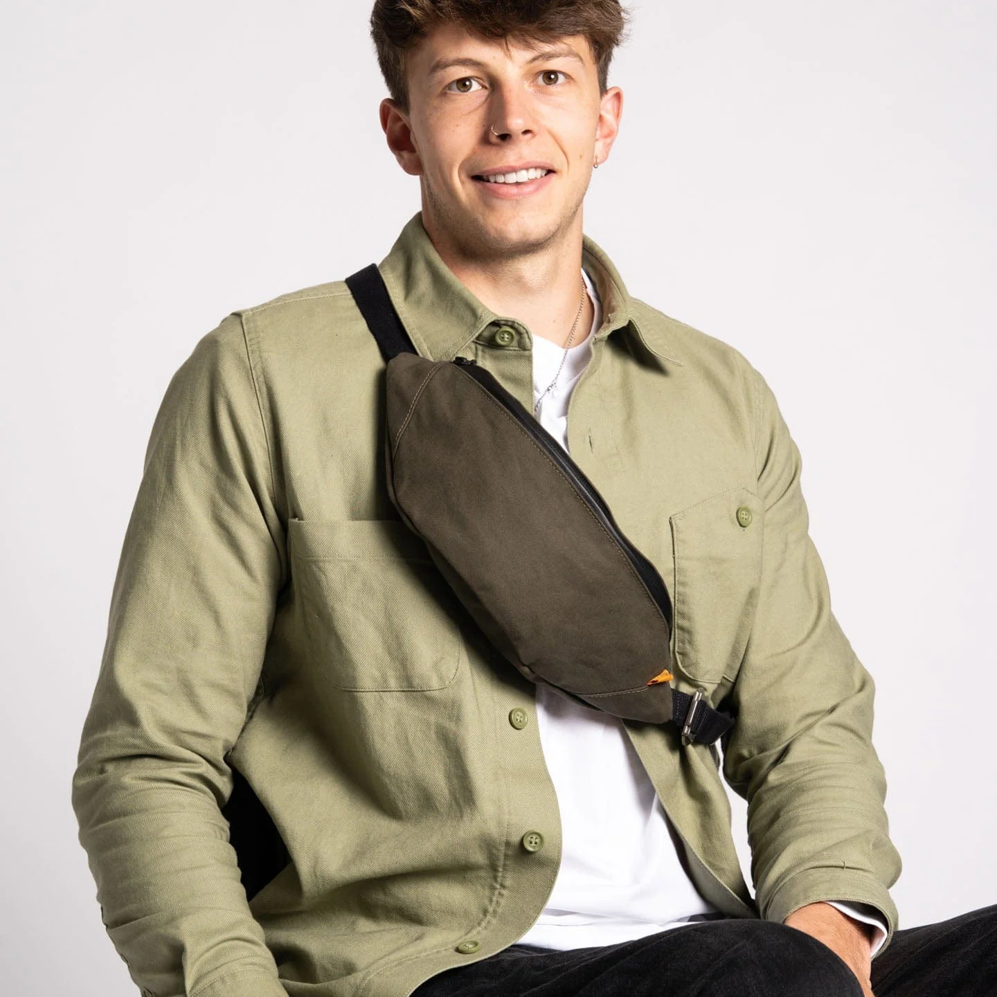 Trakke Banana Crossbody Bag - Image 3