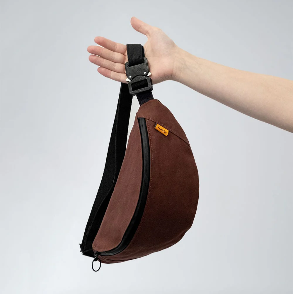 Trakke Banana Crossbody Bag - Image 6