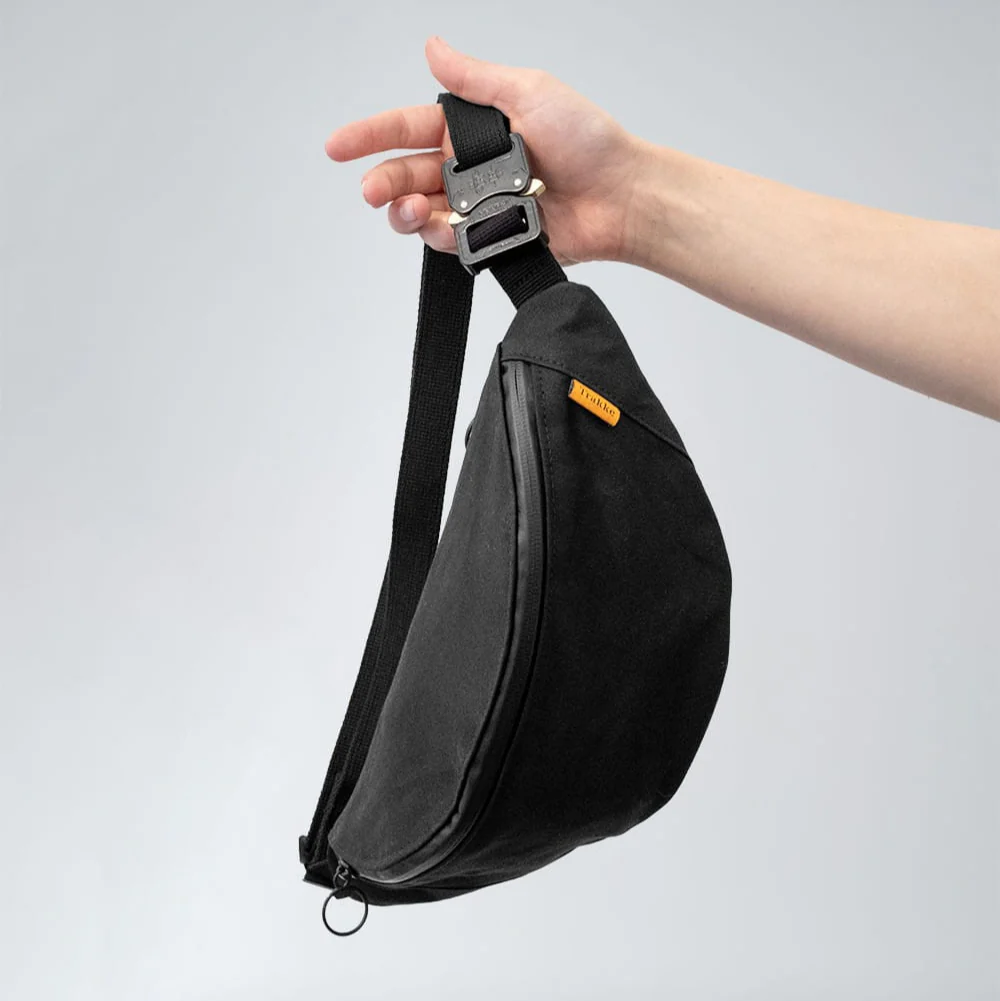 Trakke Banana Crossbody Bag - Image 7