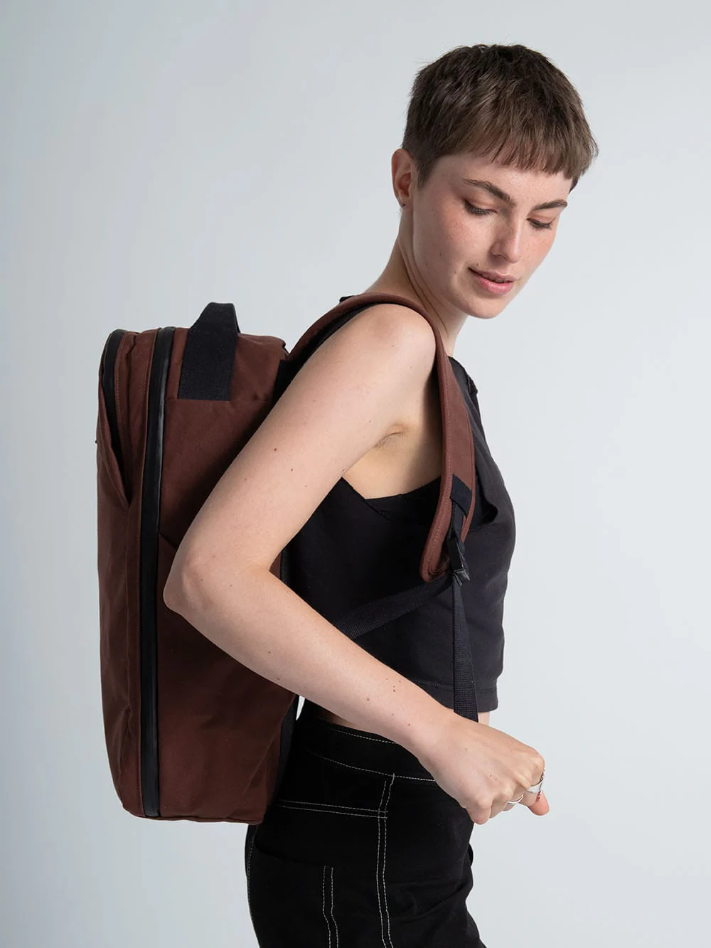 Storr 25L Travel Backpack - Image 14